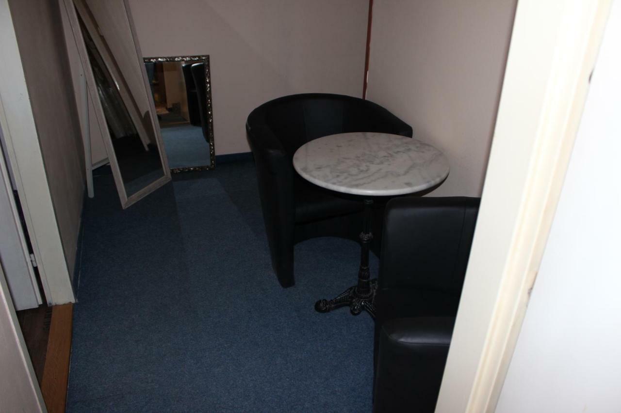 Club Bed and breakfast 2*